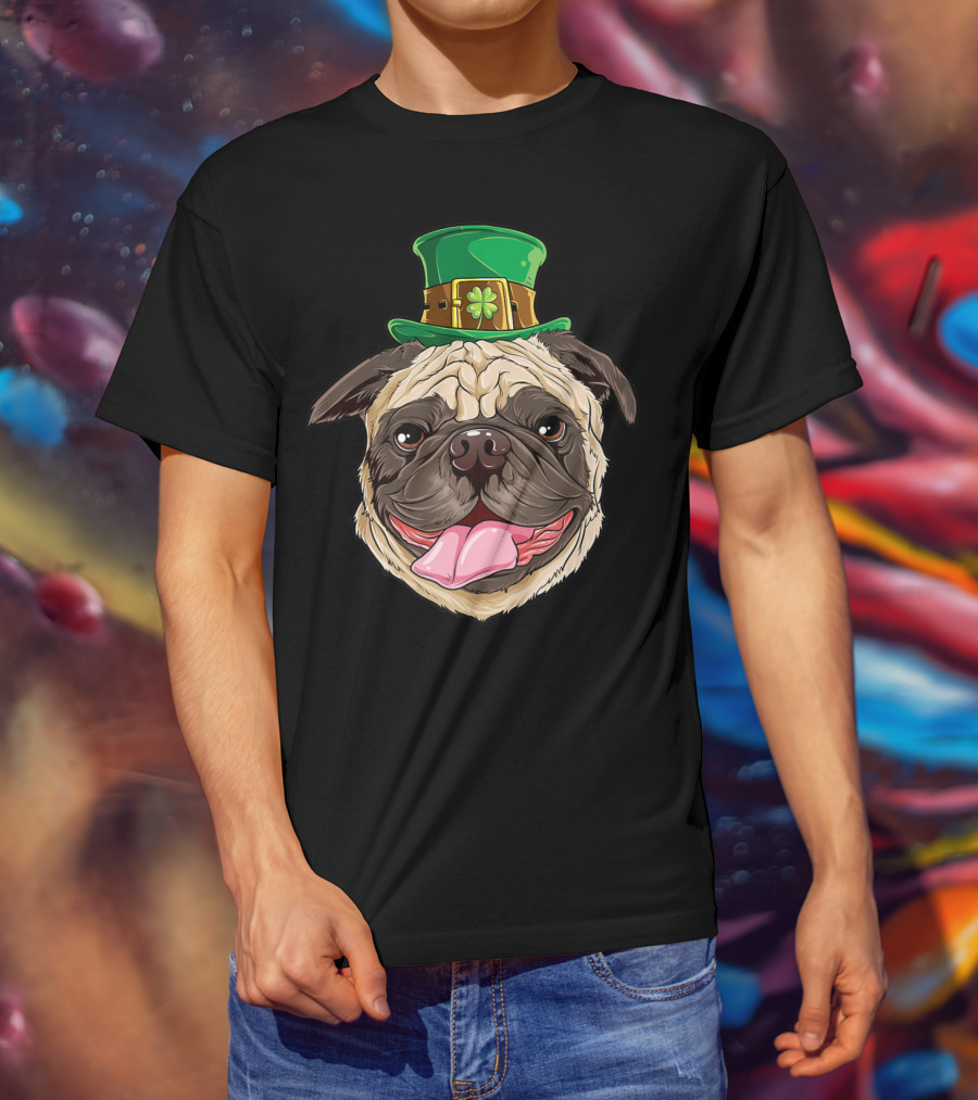 Pug Leprechaun St Patricks Day Funny Dog Wearing Green Hat T-Shirt