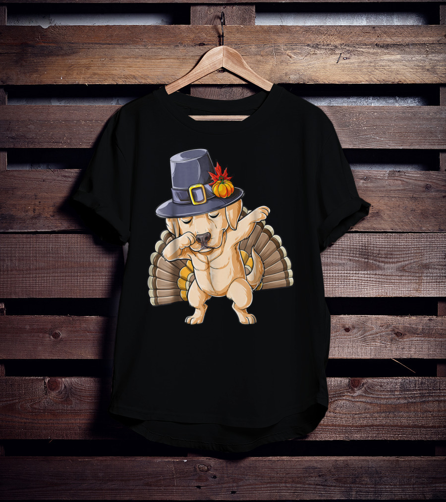 Thanksgiving Labrador Dabbing In Pilgrim Hat With Turkey Feathers T-Shirt