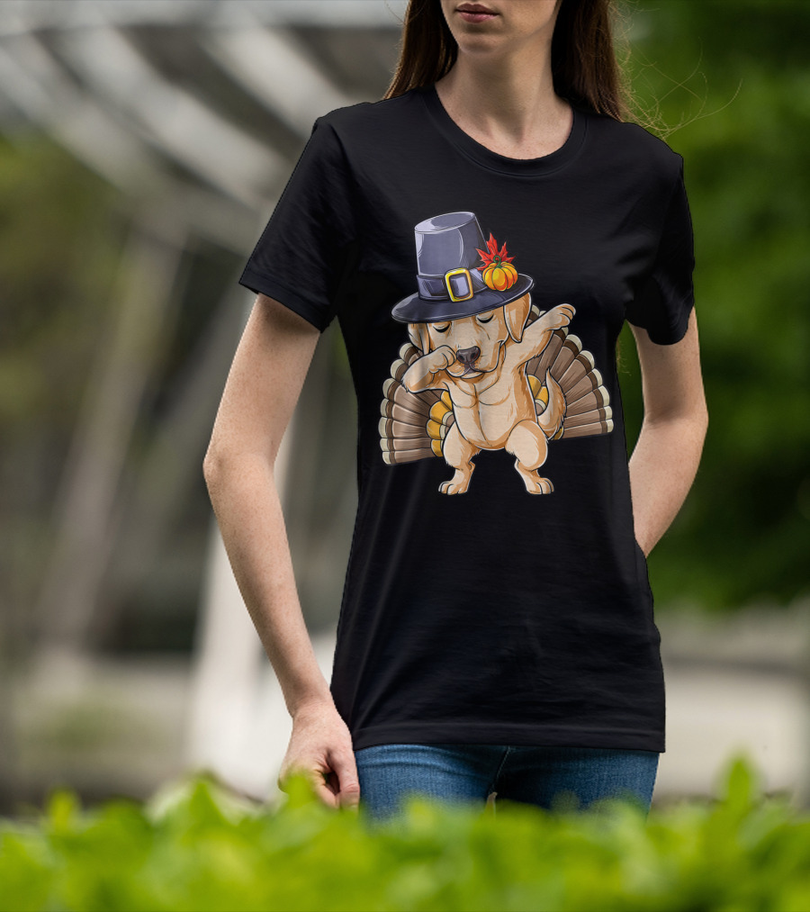 Thanksgiving Labrador Dabbing In Pilgrim Hat With Turkey Feathers T-Shirt