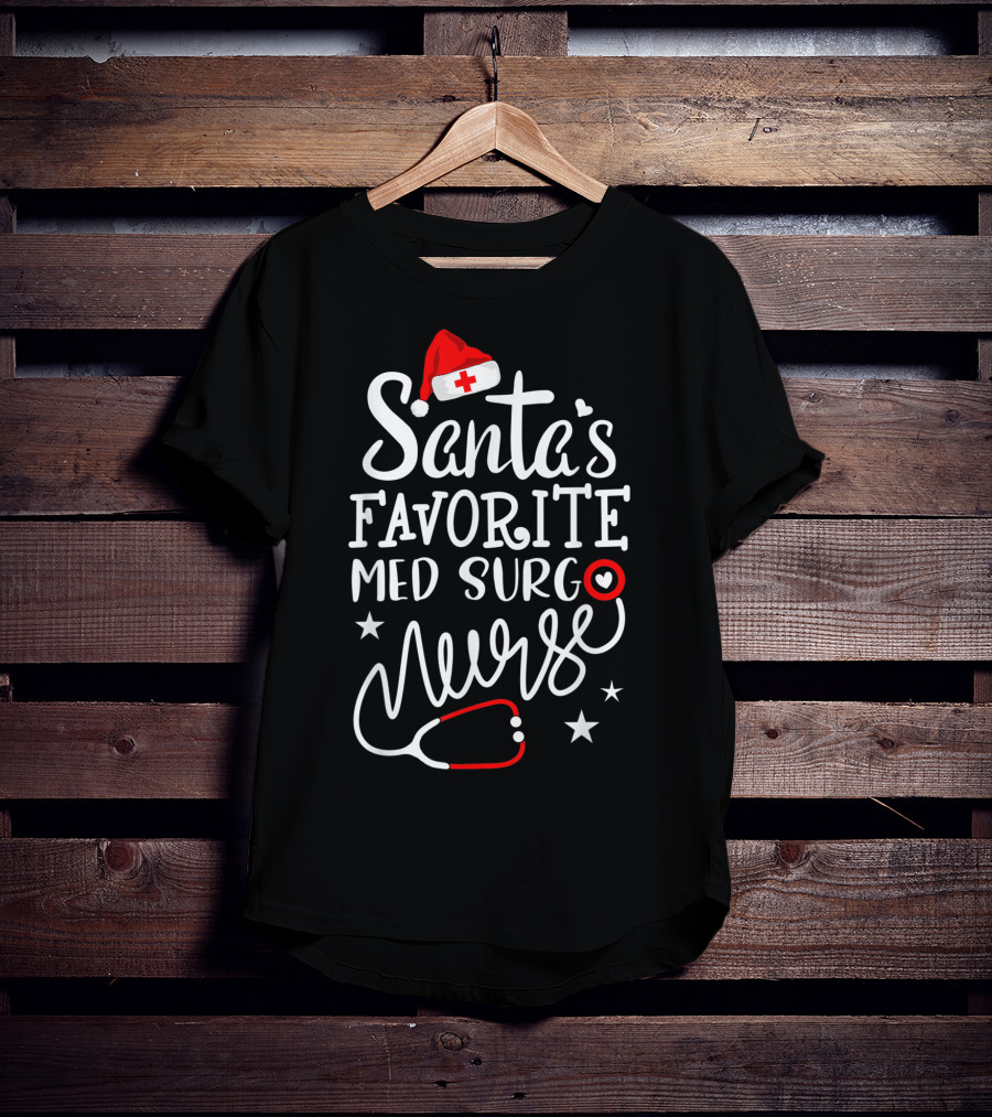 Santa's Favorite Med Surg Nurse Christmas Hat Stethoscope T-Shirt