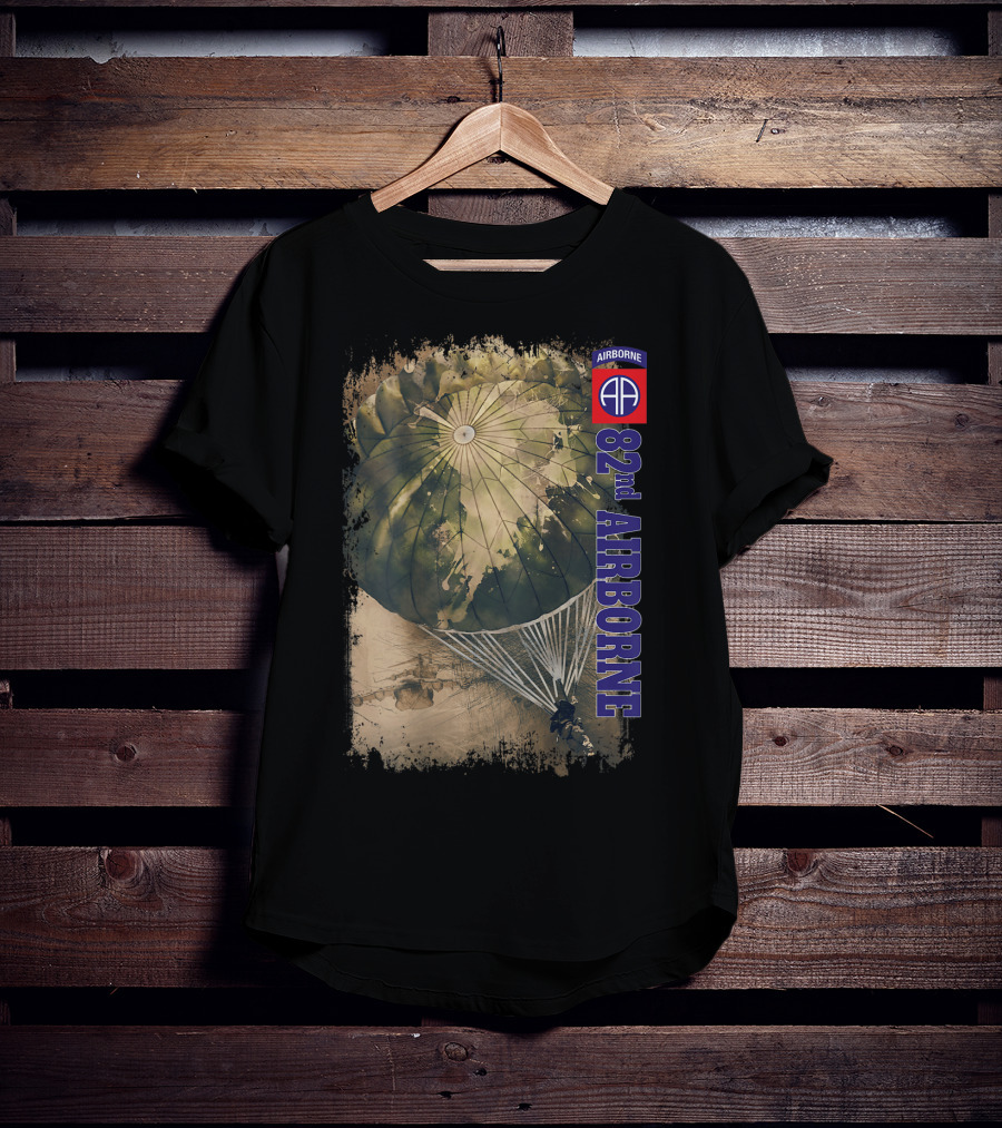 82Nd Airborne Division Parachute And Emblem T-Shirt
