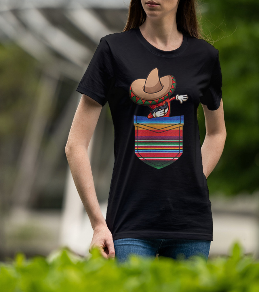 Dabbing Chilli Serape Pocket Mexican Fiesta Party T-Shirt