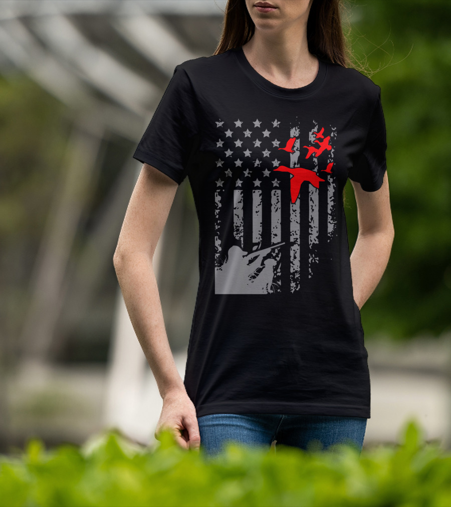 American Flag Waterfowl Hunting With Patriotic Duck T-Shirt