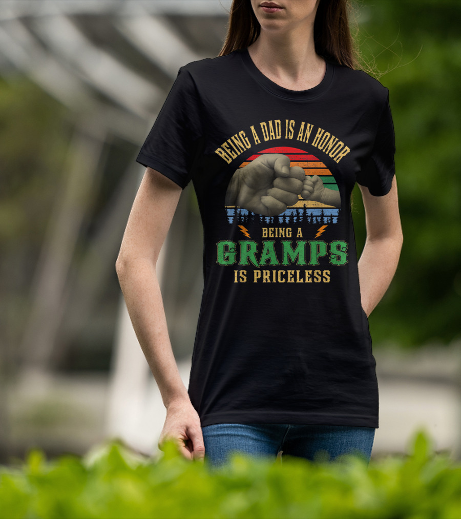Being A Dad Is An Honor Being A Gramps Is Priceless Fist Bump Retro Circle T-Shirt