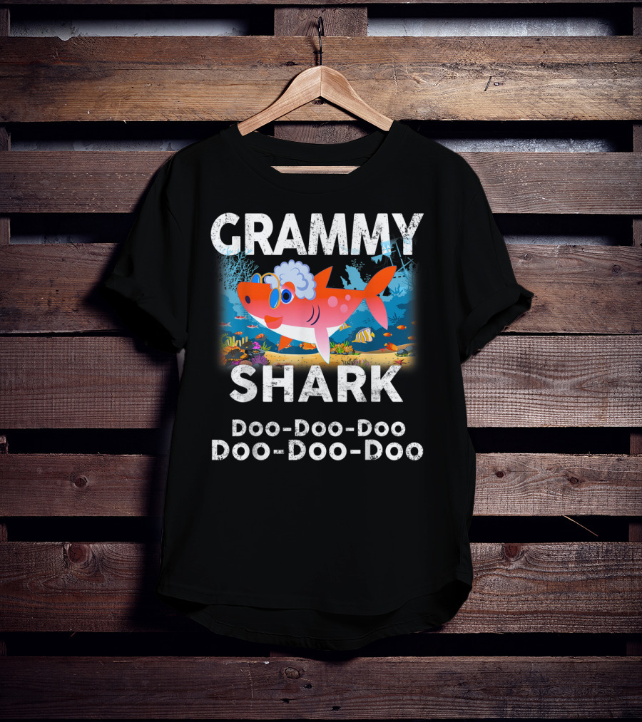 Grammy Shark Doo-Doo-Doo Doo-Doo-Doo Ocean Family T-Shirt