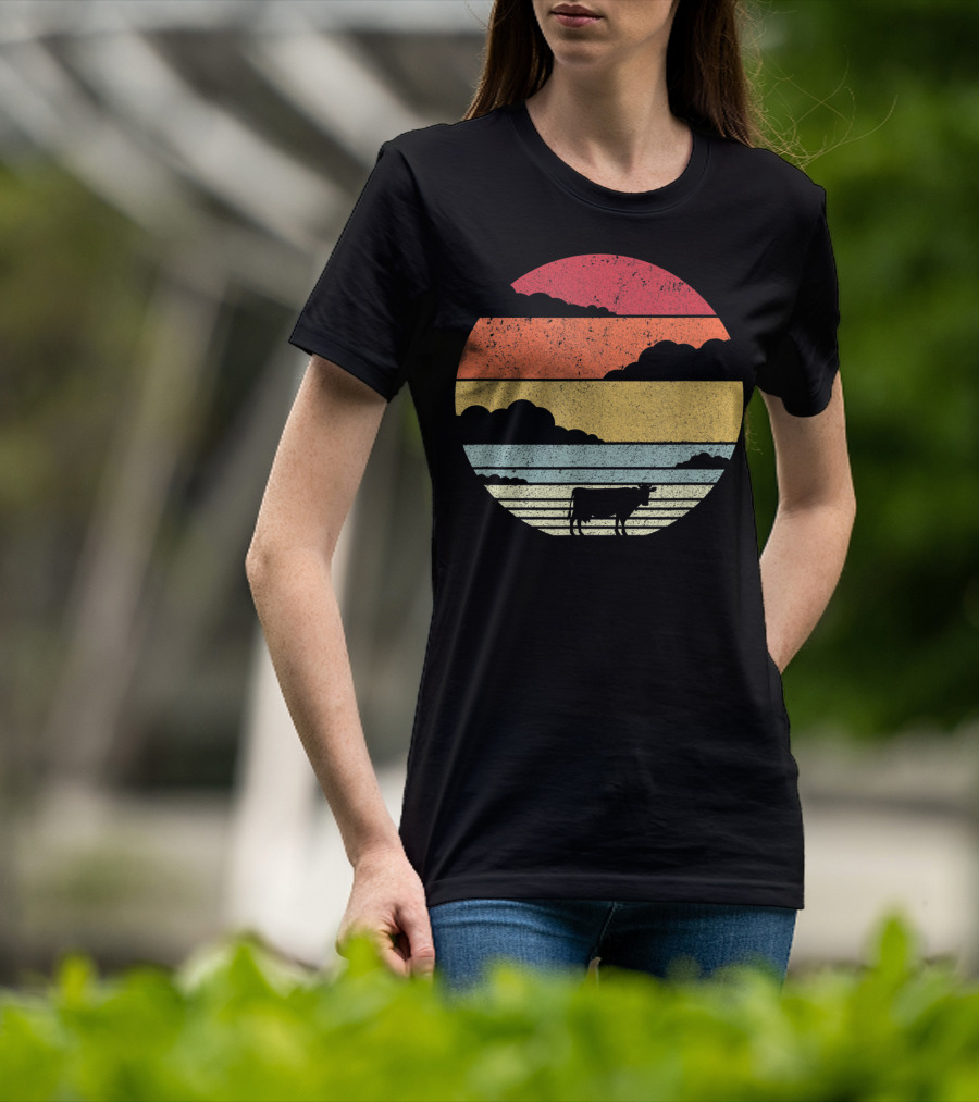 Cow Style Sunset Vintage Retro T-Shirt