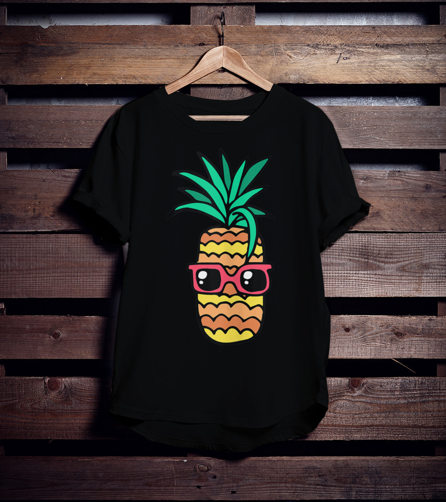 Aloha Hawaiian Pineapple Sunglasses Summer Beach Vibes T-Shirt