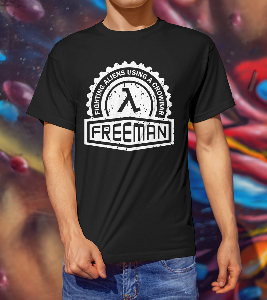 Lambda Crest Series Fighting Aliens Using A Crowbar Freeman T-Shirt
