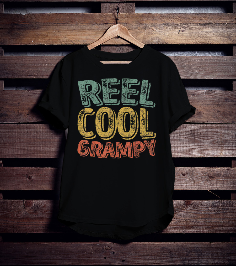Reel Cool Grampy Mens Perfect Xmas Fisherman T-Shirt