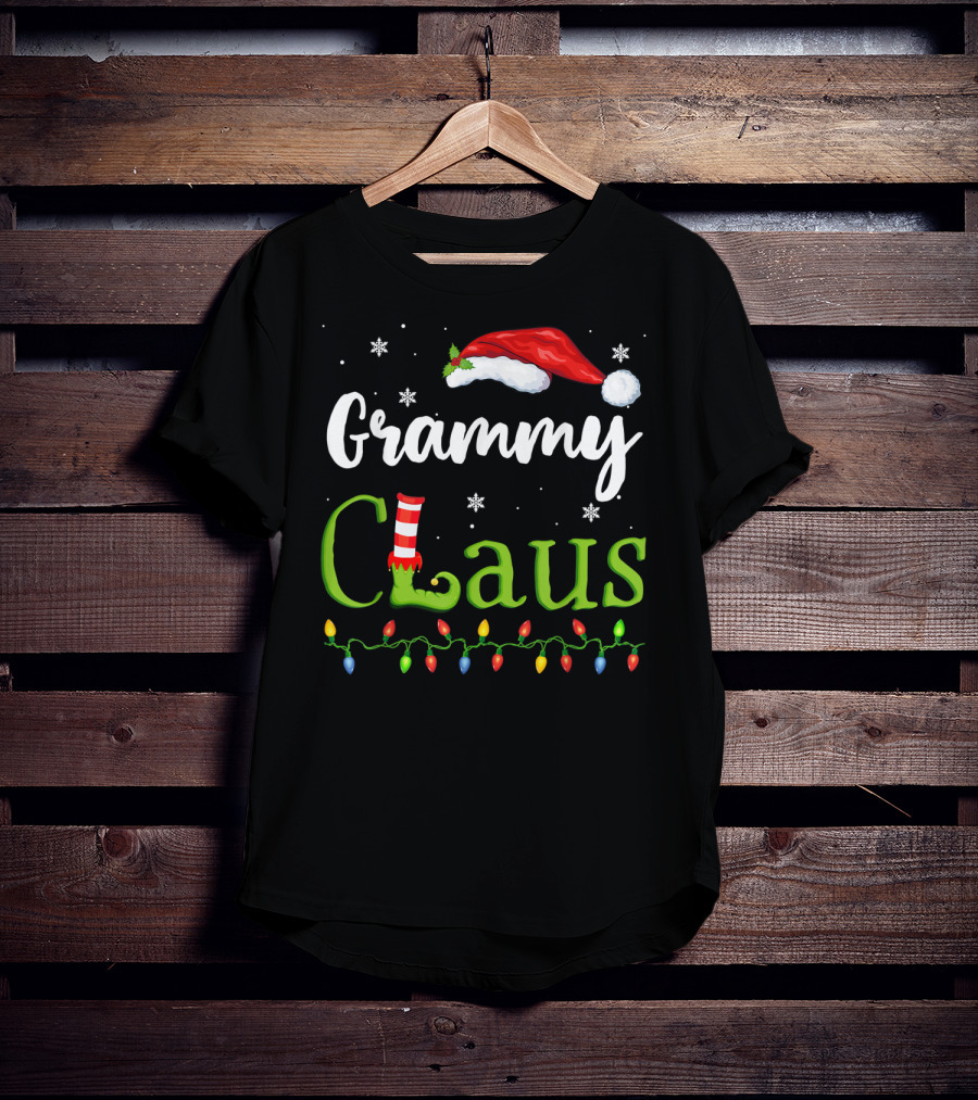 Grammy Claus Santa Grandma With Elf Shoe And Christmas Lights T-Shirt