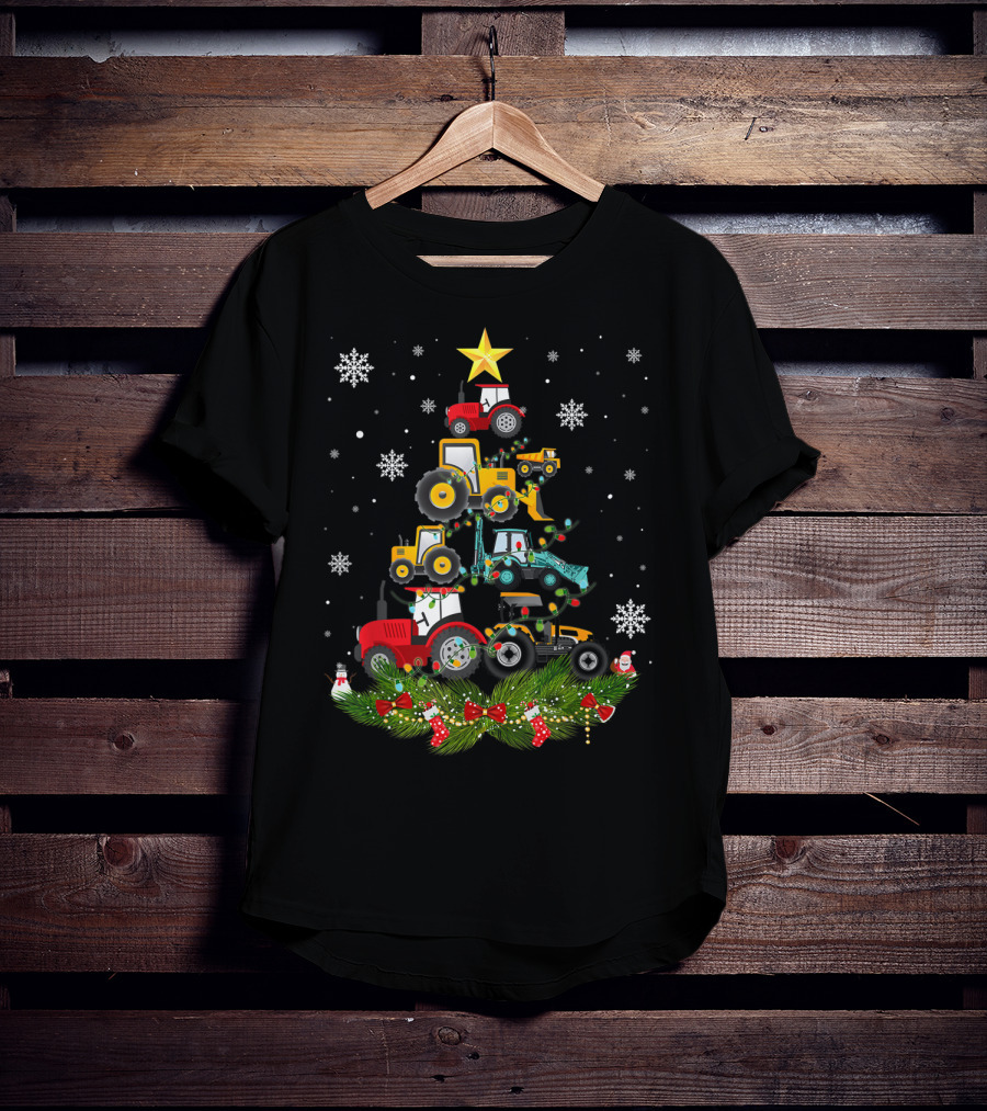 Tractor Christmas Tree Holiday Snowflakes Garland Star T-Shirt