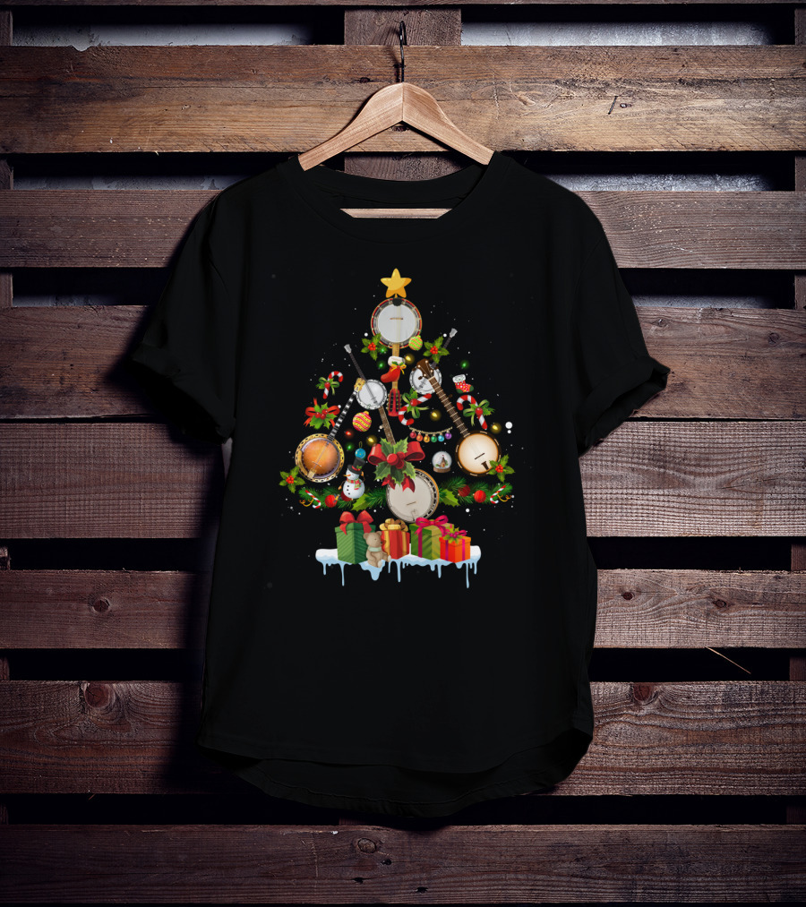 Banjo Christmas Tree With Lights And Gifts T-Shirt
