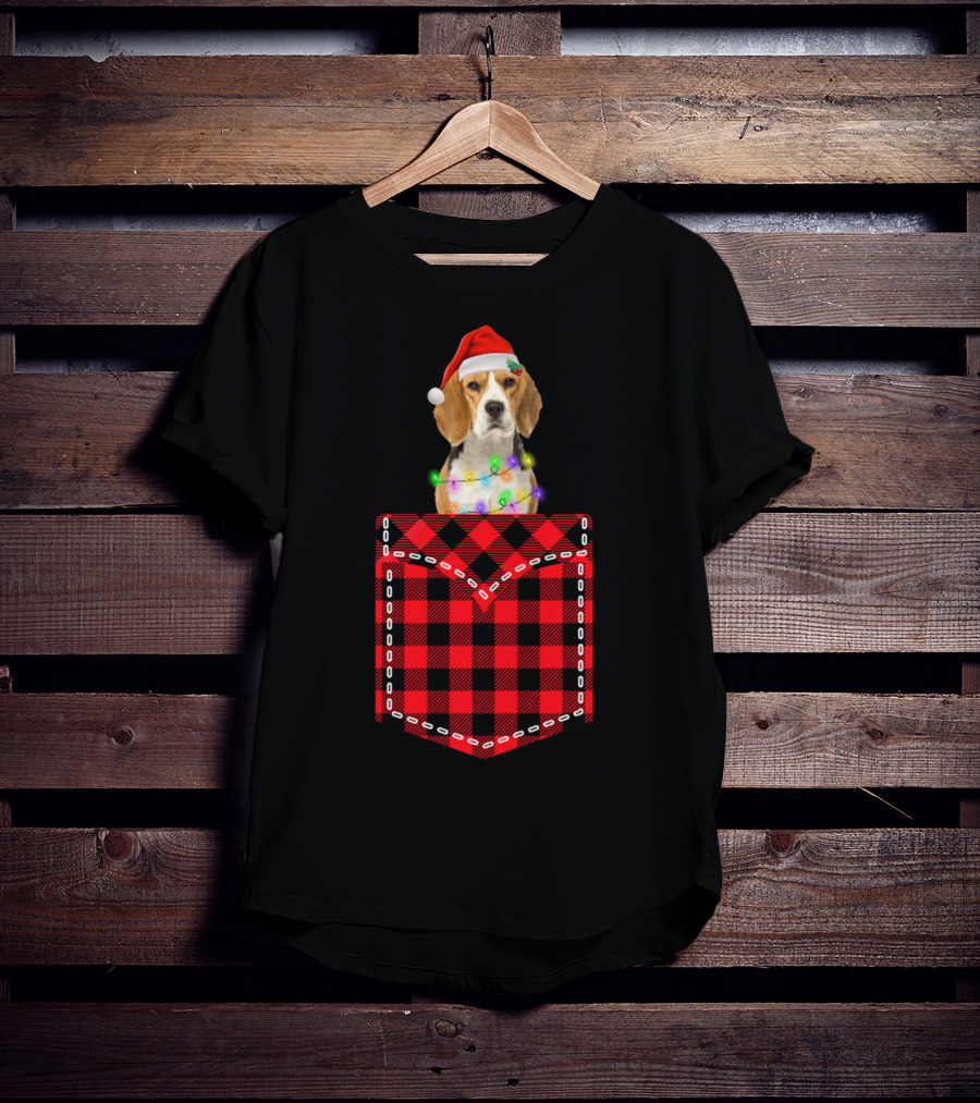 Funny Beagle Santa Hat Buffalo Plaid Xmas Lights In Pocket T-Shirt