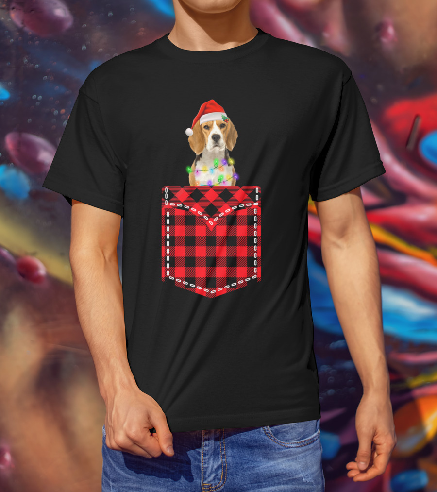 Funny Beagle Santa Hat Buffalo Plaid Xmas Lights In Pocket T-Shirt