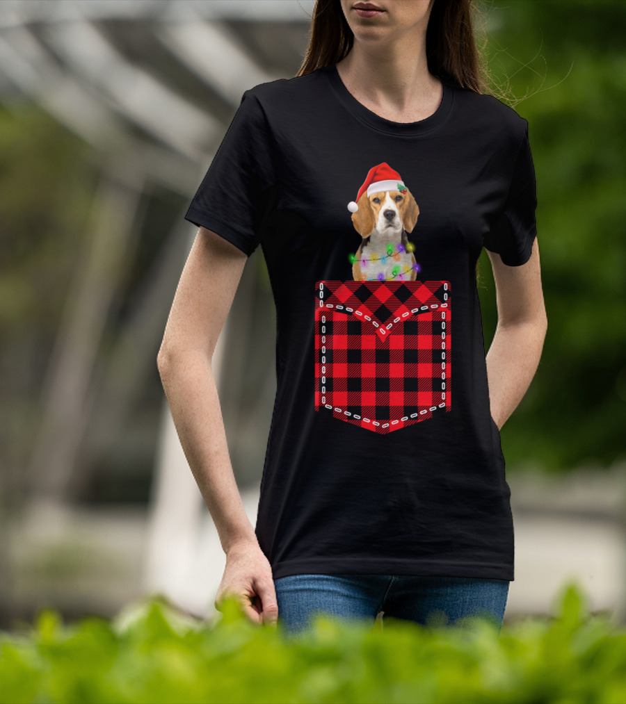 Funny Beagle Santa Hat Buffalo Plaid Xmas Lights In Pocket T-Shirt