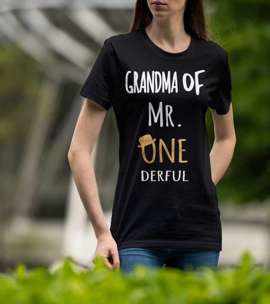 Grandma Of Mr. ONEderful Family Hat T-Shirt