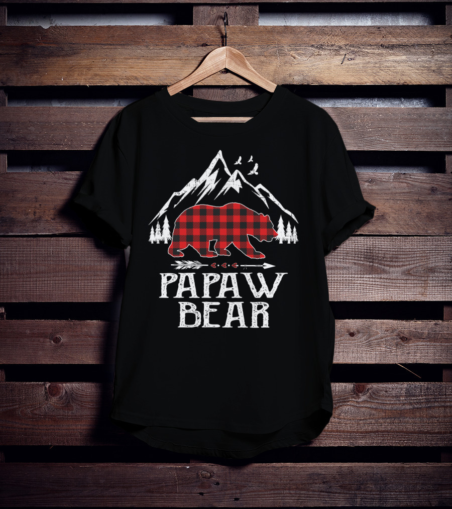 Papaw Bear Christmas Red Plaid Buffalo Mountain Scene T-Shirt