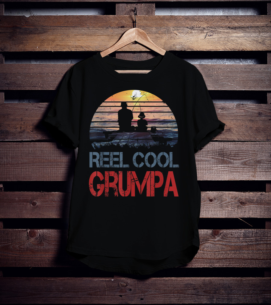 Father's Day Reel Cool Grumpa Fishing Silhouette With Sunset Background T-Shirt