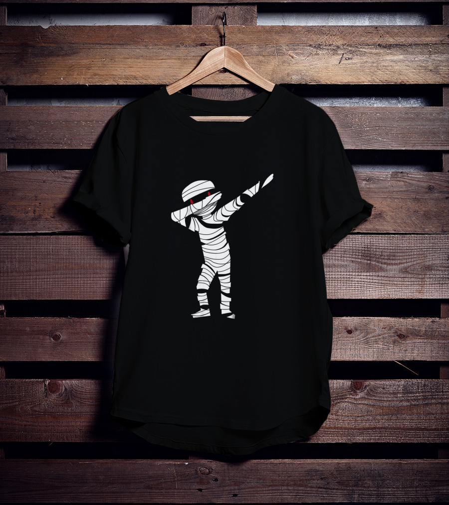 Dabbing Mummy Halloween With Red-Eyed Bandage Costume T-Shirt