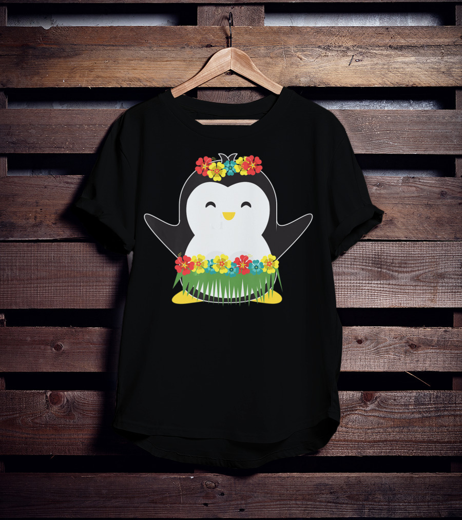Penguin With Hula Skirt And Hawaiian Flowers Luau Party T-Shirt