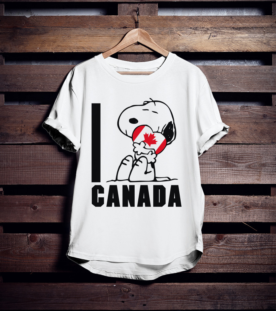 I Love Canada Snoopy Hugging Maple Leaf The Peanuts Movie T-Shirt