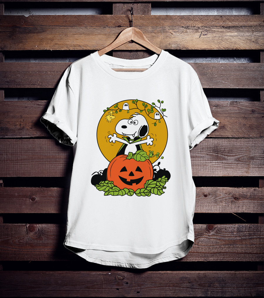 Pumpkin Halloween Snoopy Vampire Peanuts Movie Ghosts Jack-O'-Lantern T-Shirt