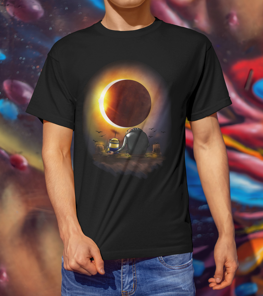 Gru And Kevin Watching Solar Eclipse Minions Despicable Me T-Shirt