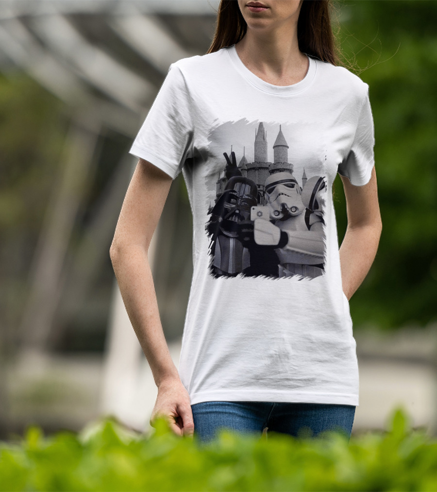 Selfie With Darth Vader And Stormtroopers At Disneyland Castle Star Wars T-Shirt