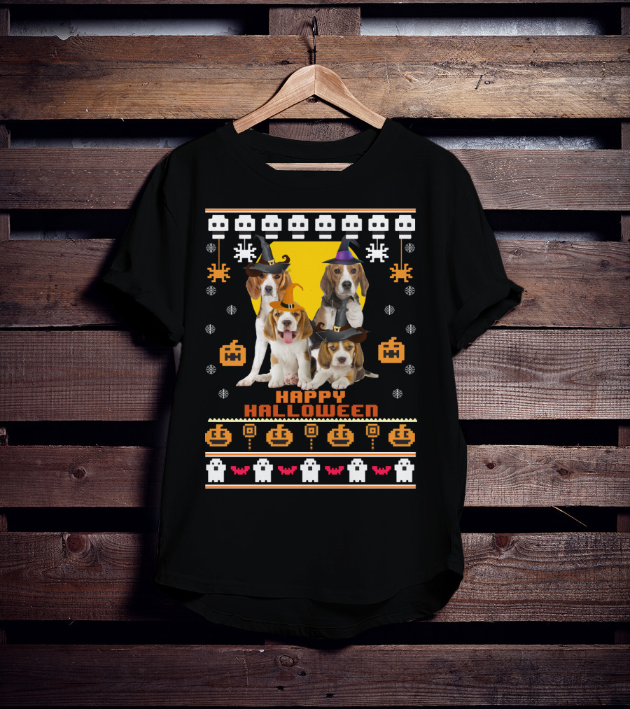 Beagle Happy Halloween Witch Hats And Pixelated Ghosts T-Shirt