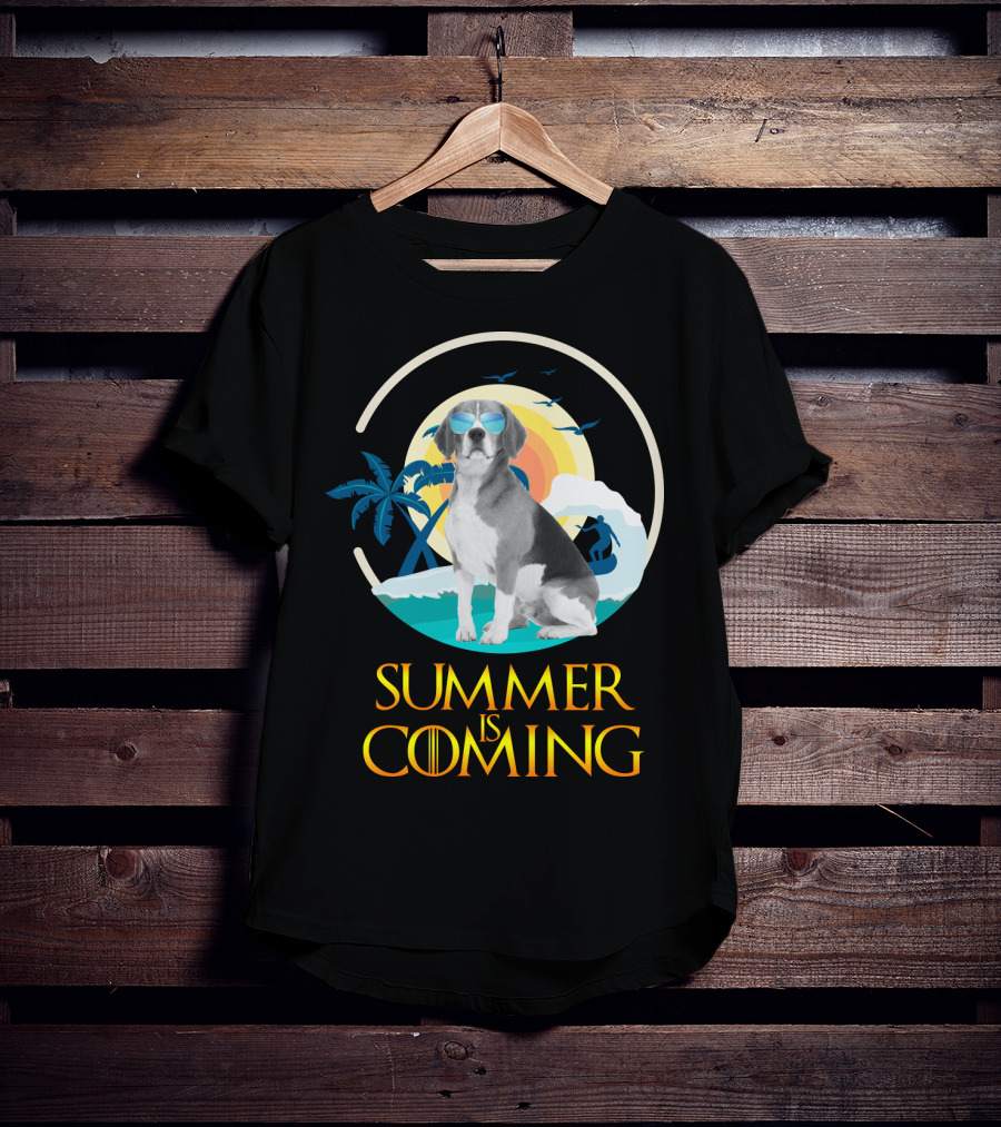 Summer Is Coming Beagle Sunglasses Beach Scene T-Shirt