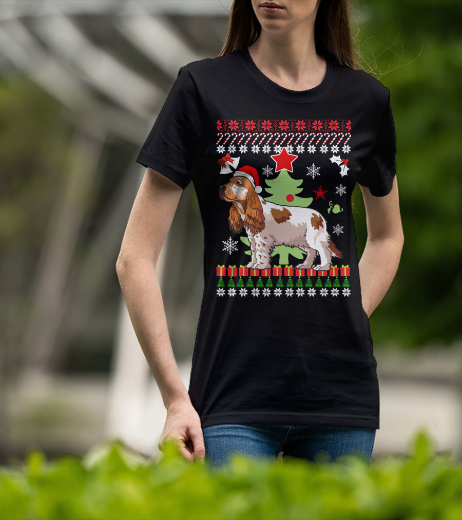 Christmas Cocker Spaniel Santa Hat Snowflakes Christmas Tree T-Shirt