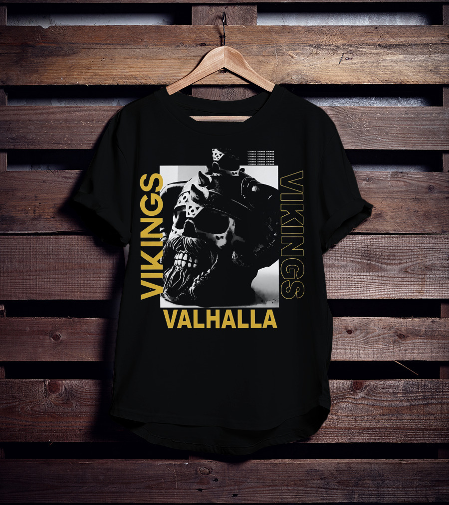 Vikings Valhalla Yule Skull Helm T-Shirt