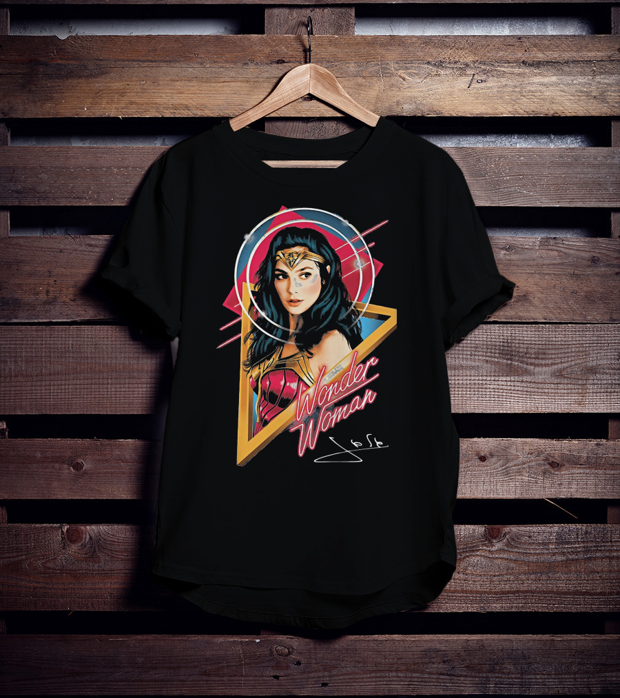 Wonder Woman Gal Gadot Signature Jessie T-Shirt