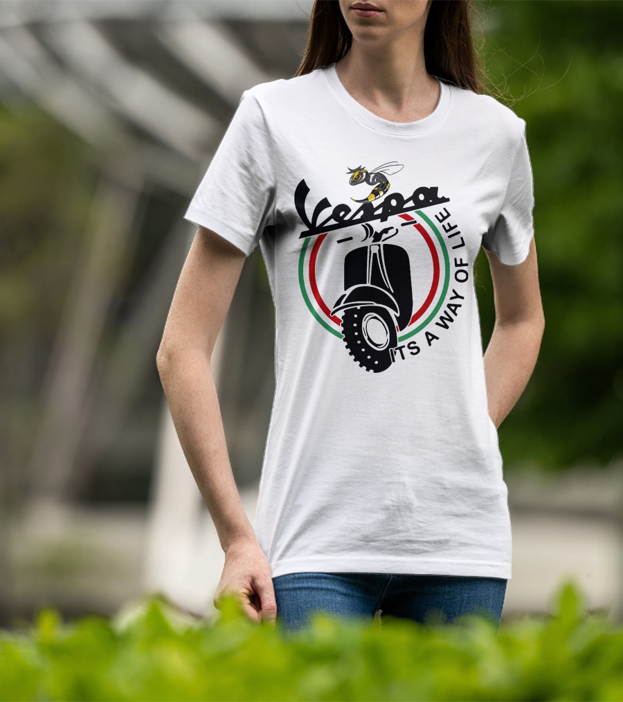 Vespa It's A Way Of Life With Bee And Scooter T-Shirt