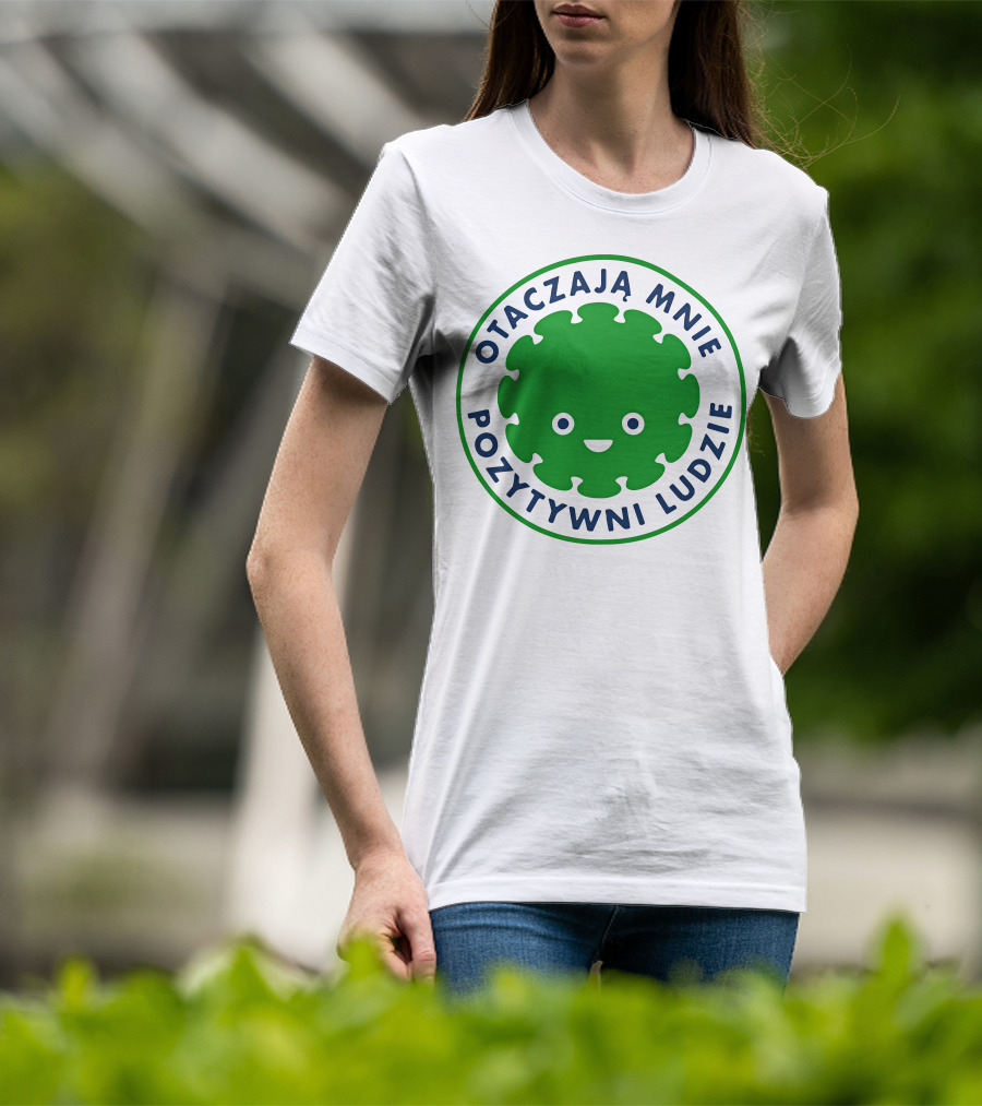 Otaczają Mnie Pozytywni Ludzie Green Smiley Puzzle Face T-Shirt