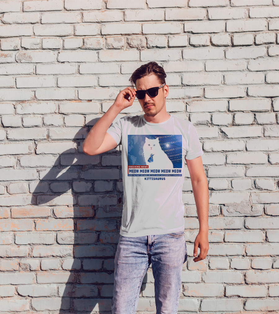 Breaking News Kittisaurus World News Anchor Coco Meow Meow Meow T-Shirt