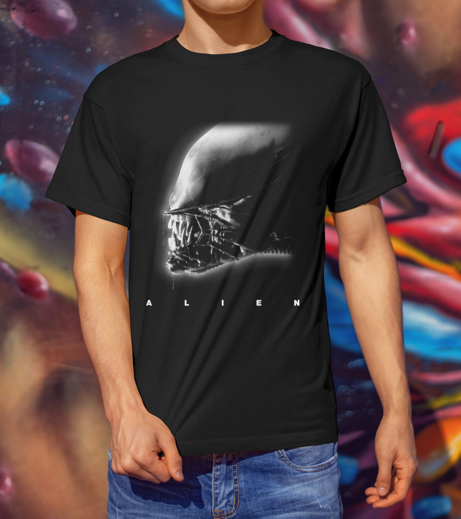 ALIEN Xenomorph Head Black And White Horror Movie Classic T-Shirt