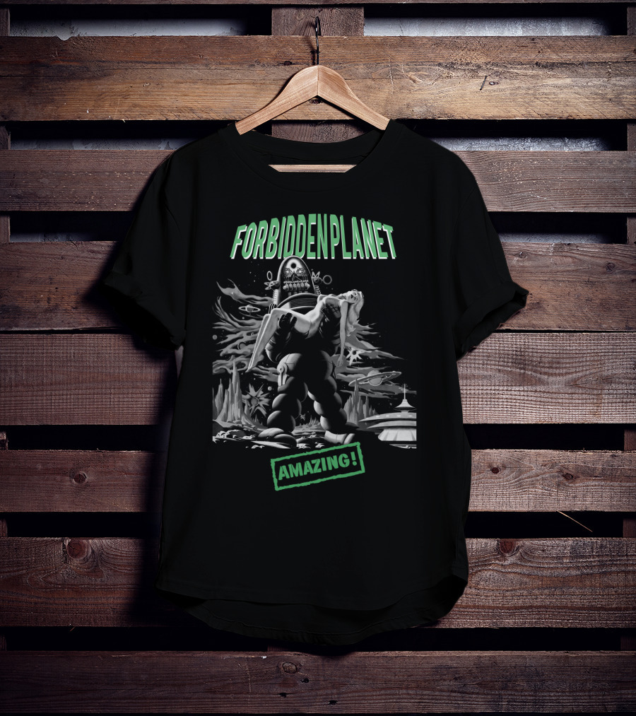 Forbidden Planet Amazing Robot Carrying Woman Retro Sci-Fi Scene T-Shirt