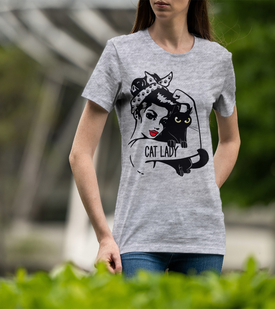 Cat Lady Retro Style With Black Cat And Polka Dot Bandana T-Shirt