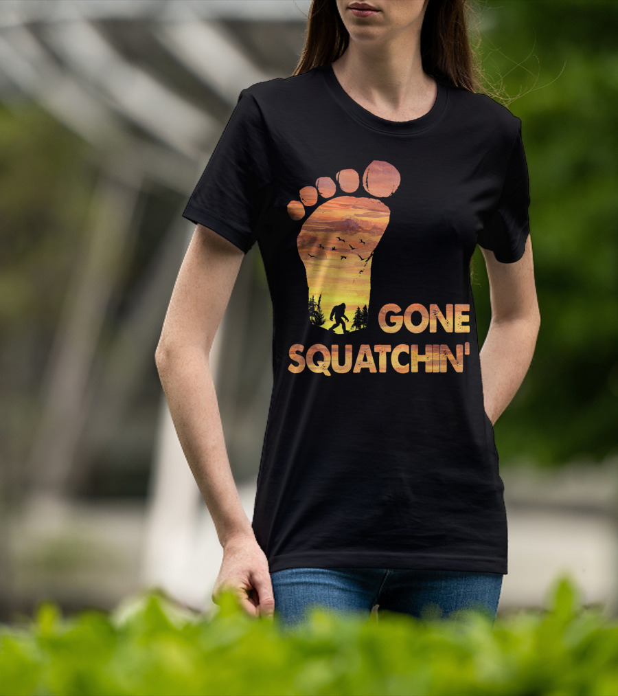 Bifoot Gone Squatchin Footprint Silhouette With Bigfoot And Mountain Sunset Scene T-Shirt