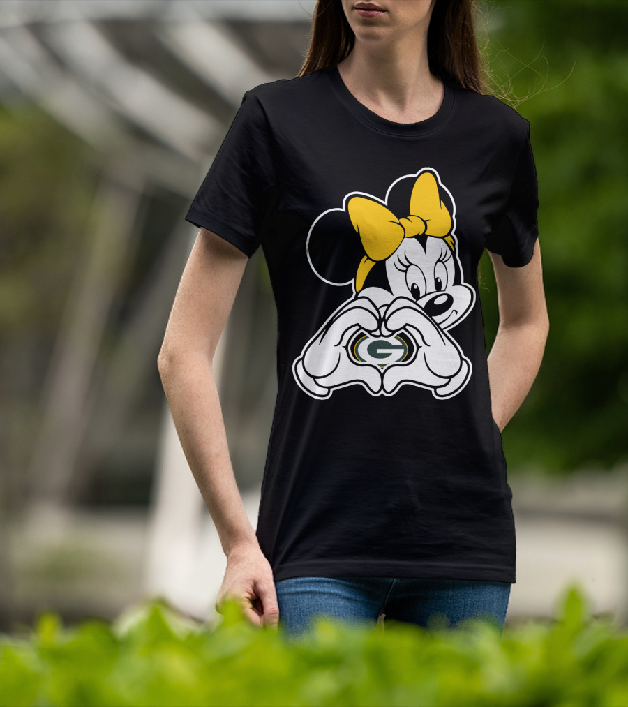 Minnie Mouse Heart Hands Green Bay Packers T-Shirt