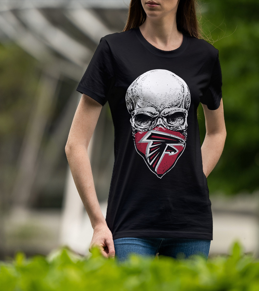 Atlanta Falcons Skull Bandana T-Shirt