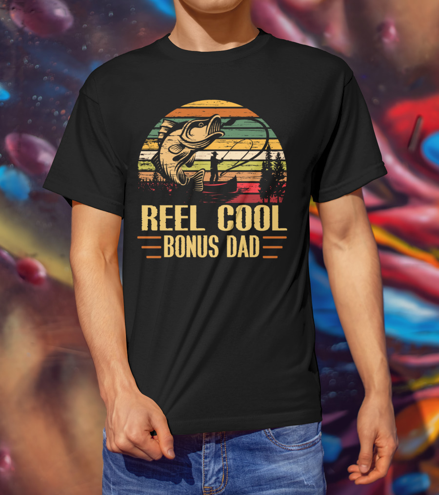 Vintage Reel Cool Bonus Dad Fishing Retro Stripe T-Shirt