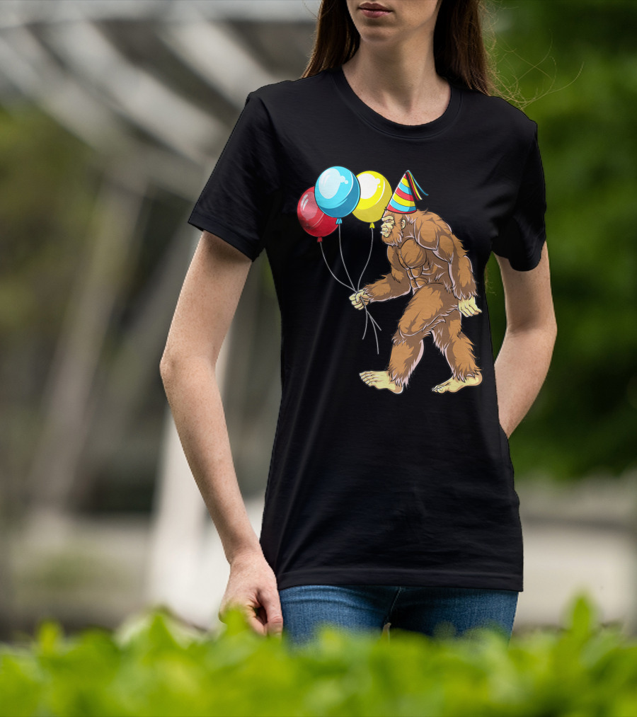 Bigfoot It's My Birthday Kids Boys Sasquatch Party With Balloons And Party Hat T-Shirt