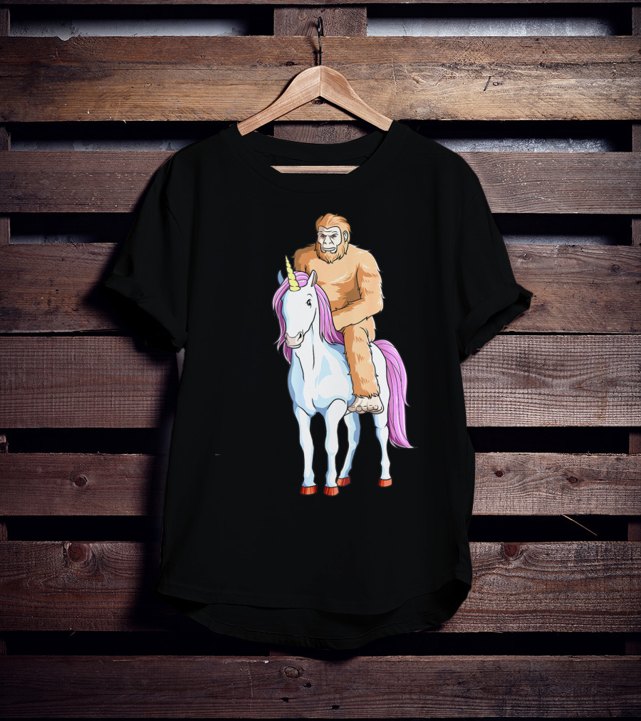 Bigfoot Sasquatch Riding Unicorn Mythical Creature Adventure T-Shirt