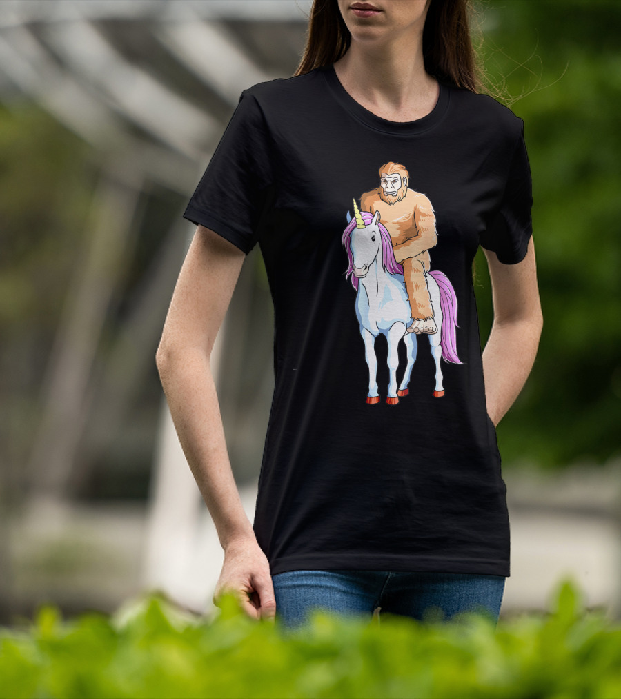 Bigfoot Sasquatch Riding Unicorn Mythical Creature Adventure T-Shirt