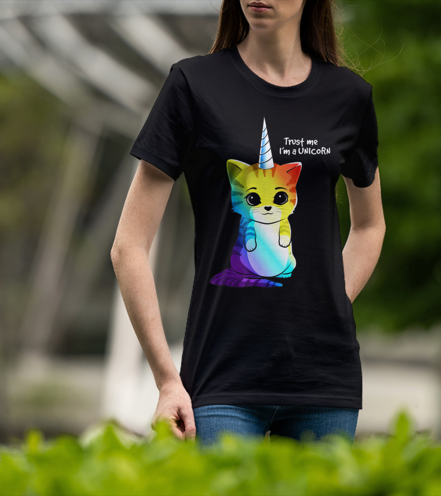 Trust Me I'm A Caticorn Unicorn Cat Kittycorn Girls Women Rainbow T-Shirt