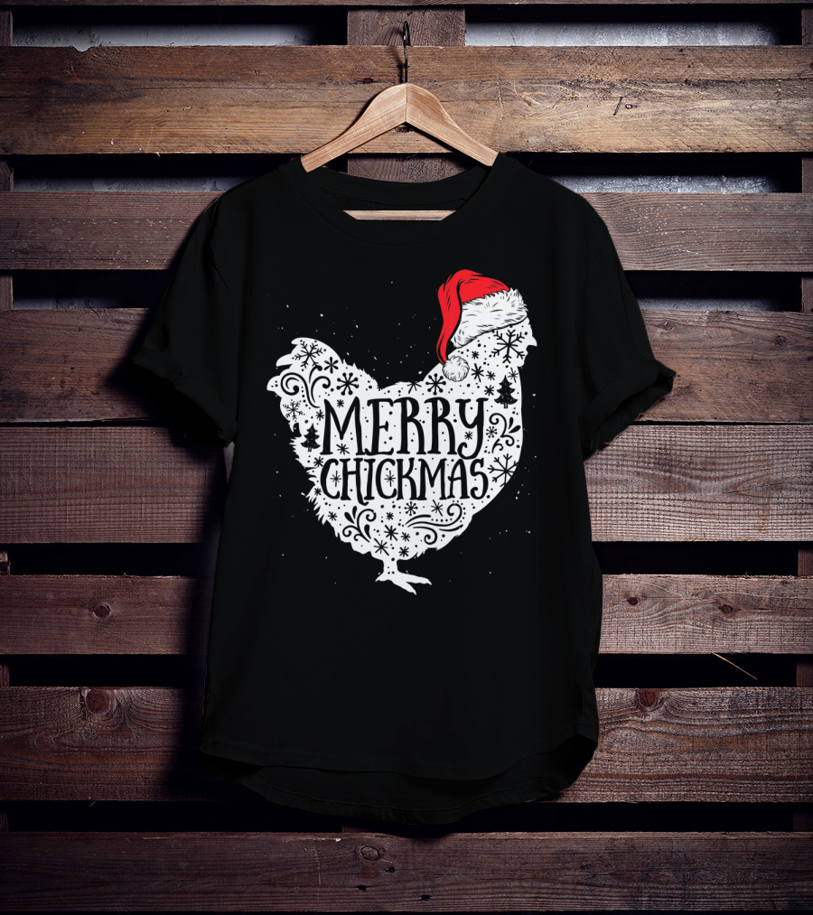 Merry Chickmas Chicken With Santa Claus Hat T-Shirt