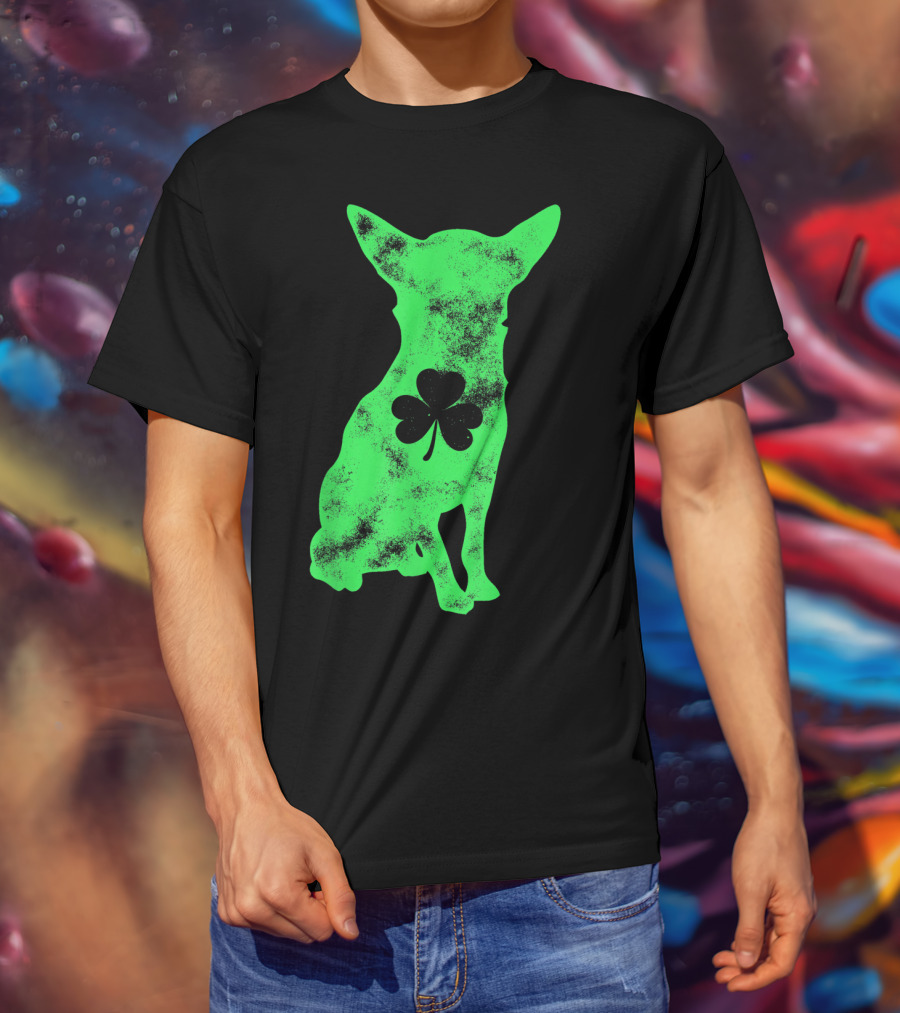 Chihuahua Shamrock Dog Lover St Patricks Day Men T-Shirt