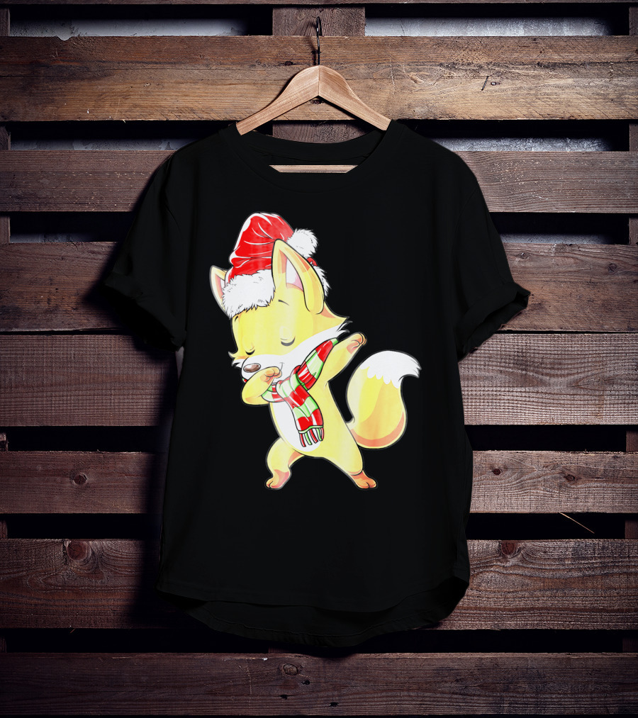 Christmas Fox Dabbing In Santa Hat And Scarf T-Shirt